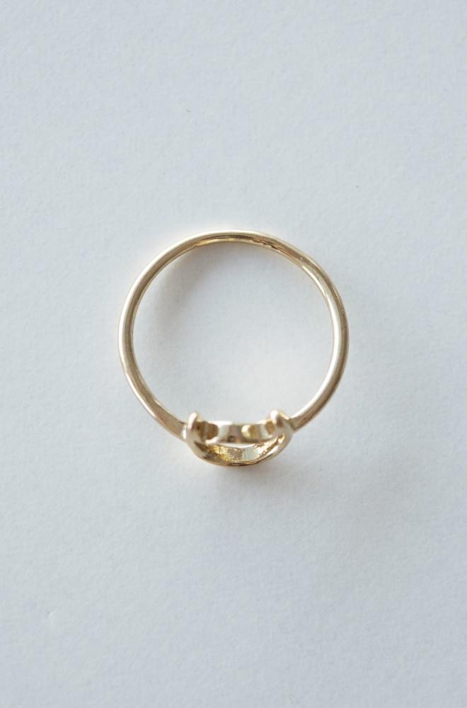 cat face outline ring
